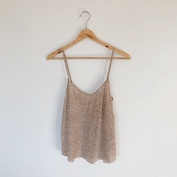 ARITZIA Wilfred 100% silk camisole - Picture 2 of 4